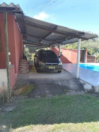 🌳 Sítio à Venda em Salesópolis