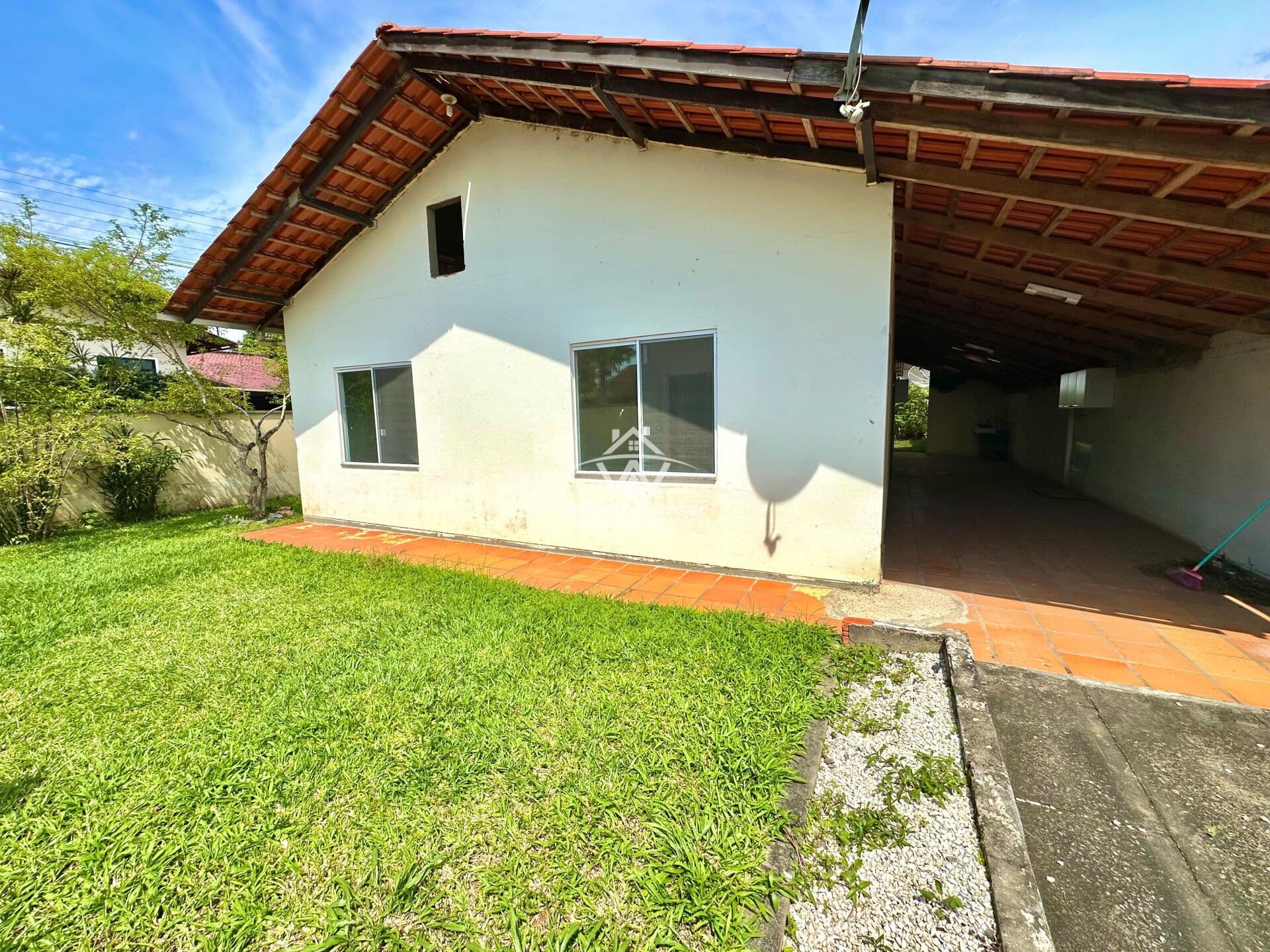 Casa no Bairro das Capitais