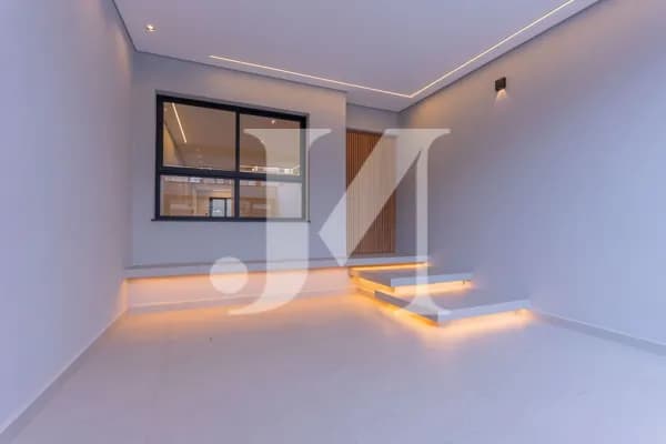 Sobrado Padrão de 200m², com 3 dormitórios, todos suítes e 3 vagas de garagem - Vila Carrão.