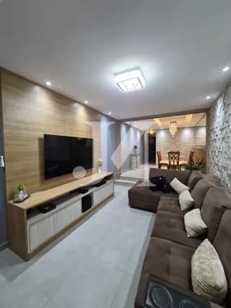 Sobrado Padrão de 110m², com 3 dormitórios, todos Suítes e 2 vagas de garagem - Vila Zelina.🏢