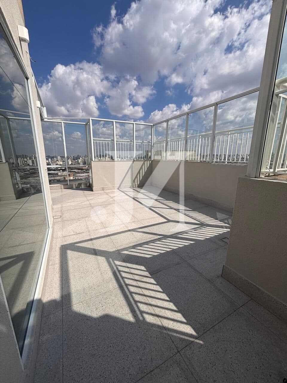 Apartamento Alto Padrão de 226m², 3 Dormitórios, todos Suítes e 4 Vagas no Condomínio Veranda Mooca - Mooca 🏢