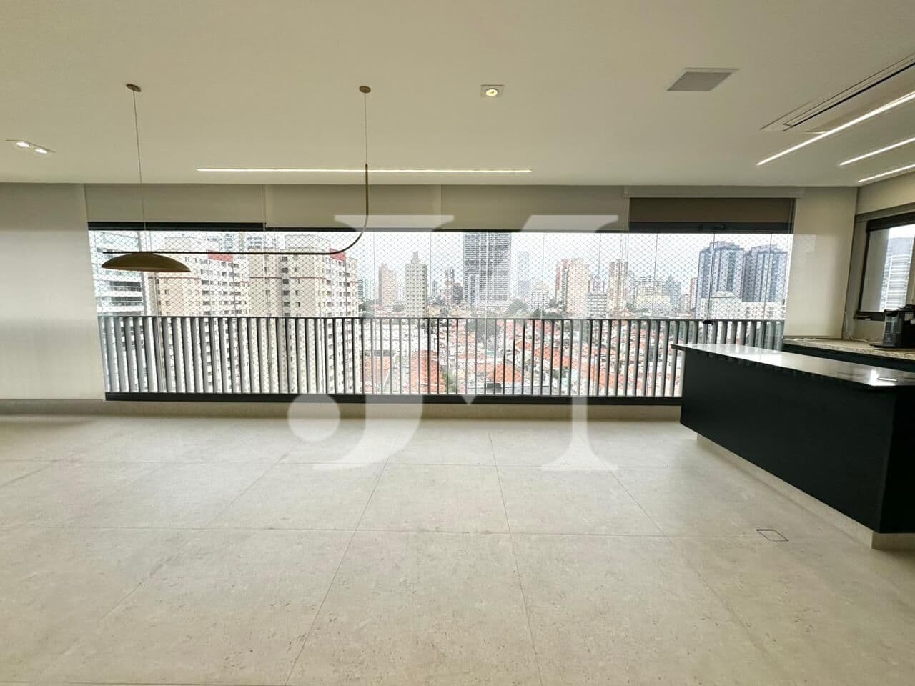 Apartamento Alto Padrão de 165m², 3 Dormitórios, todos Suítes e 3 Vagas no Condomínio Sky Park - Tatuapé 🏢
