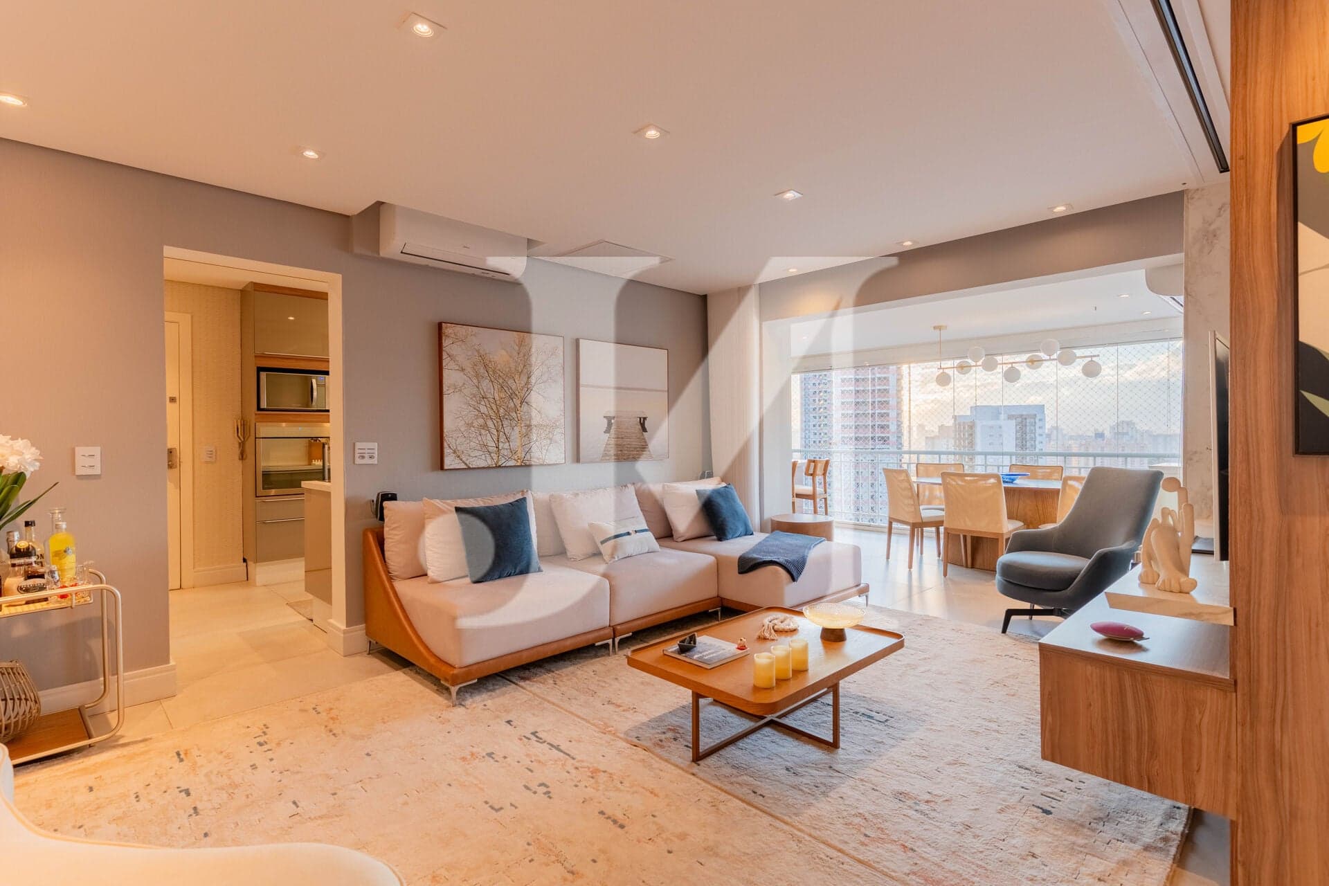Apartamento Padrão de 124m², 3 Dormitórios, sendo 2 Suítes e 2 Vagas no Condomínio Felicitá - Vila Carrão 🏢