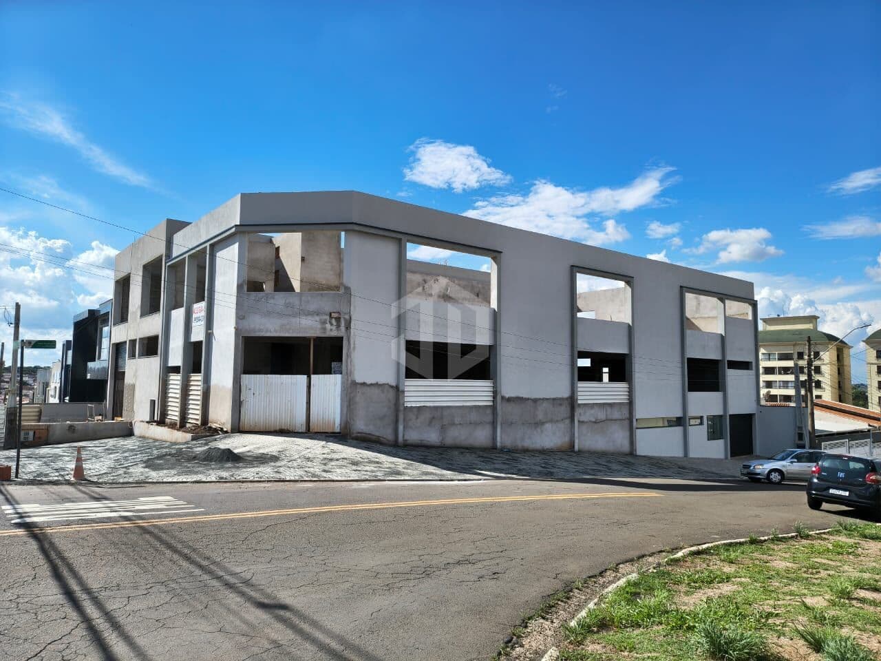 Prédio/Edifício Inteiro em Paulínia - Vila Monte Alegre