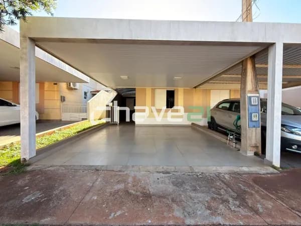 CASA À VENDA NO PARQUE DA LIBERDADE VI – TOTALMENTE REFORMADA E RICA EM MARCENARIA
