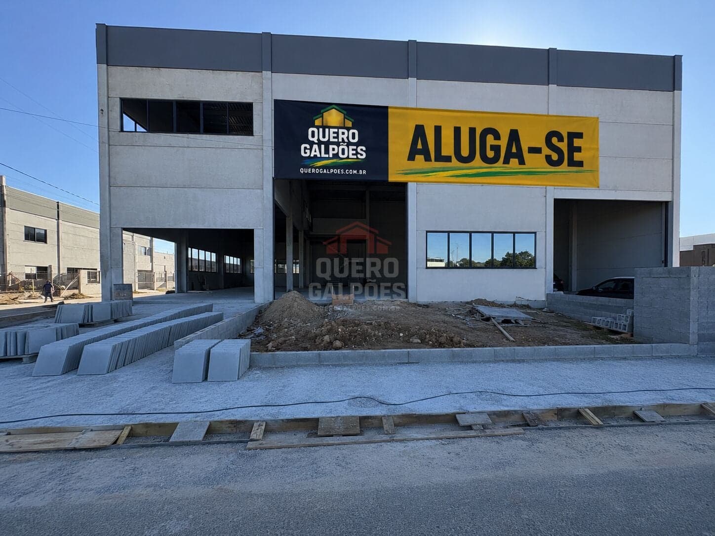 ALUGO COM GALPÃO 740 m² | SERTÃO DO MARUIM – SÃO JOSÉ/SC - NOVO