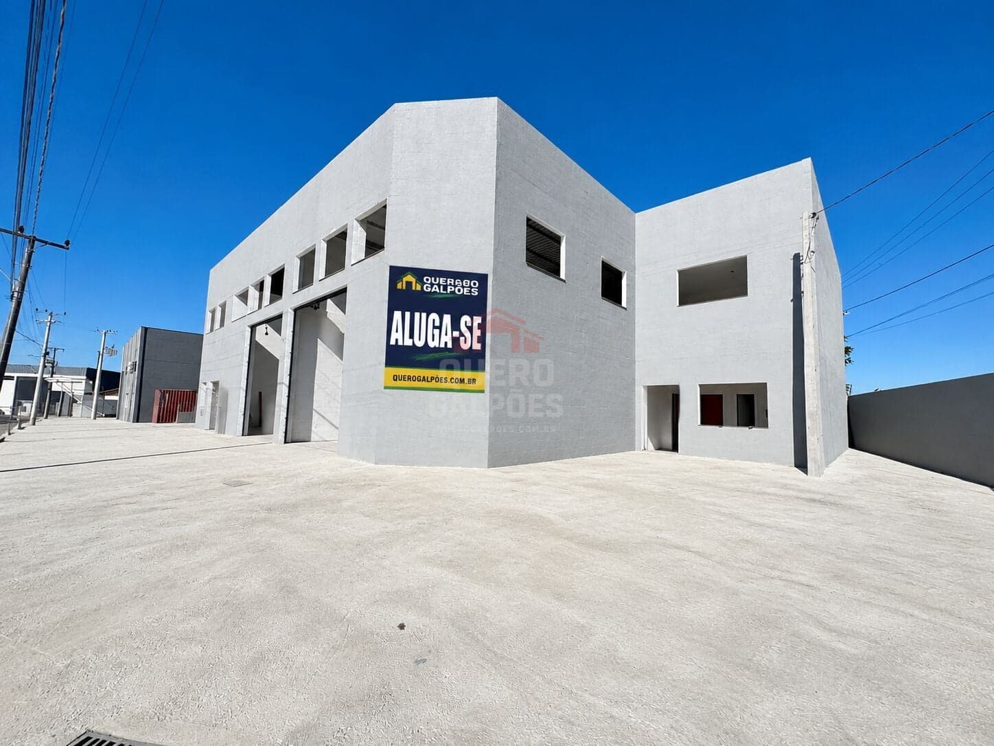 ALUGO GALPÃO NOVO NA PALHOÇA COM 251,10M²