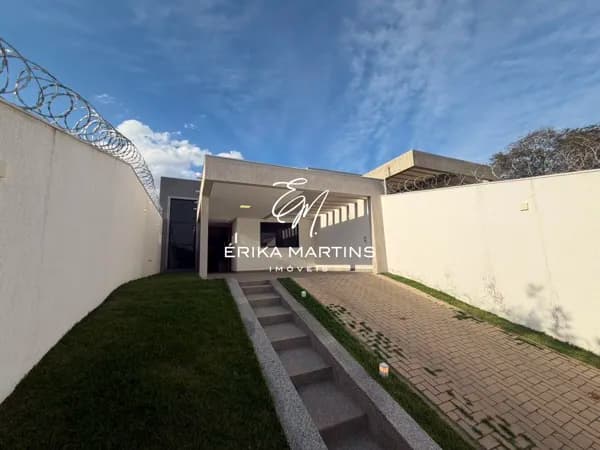 Casa 3 quartos, sendo uma suite Bairro Riviera