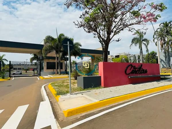 Terreno em Condomínio em Terras de Carolina Araras/SP