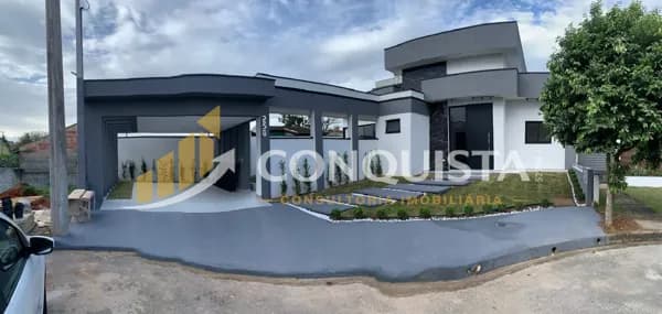 Casa à Venda no Condomínio Recanto Tropical | 3 Quartos, Suíte com Closet | Taubaté-SP