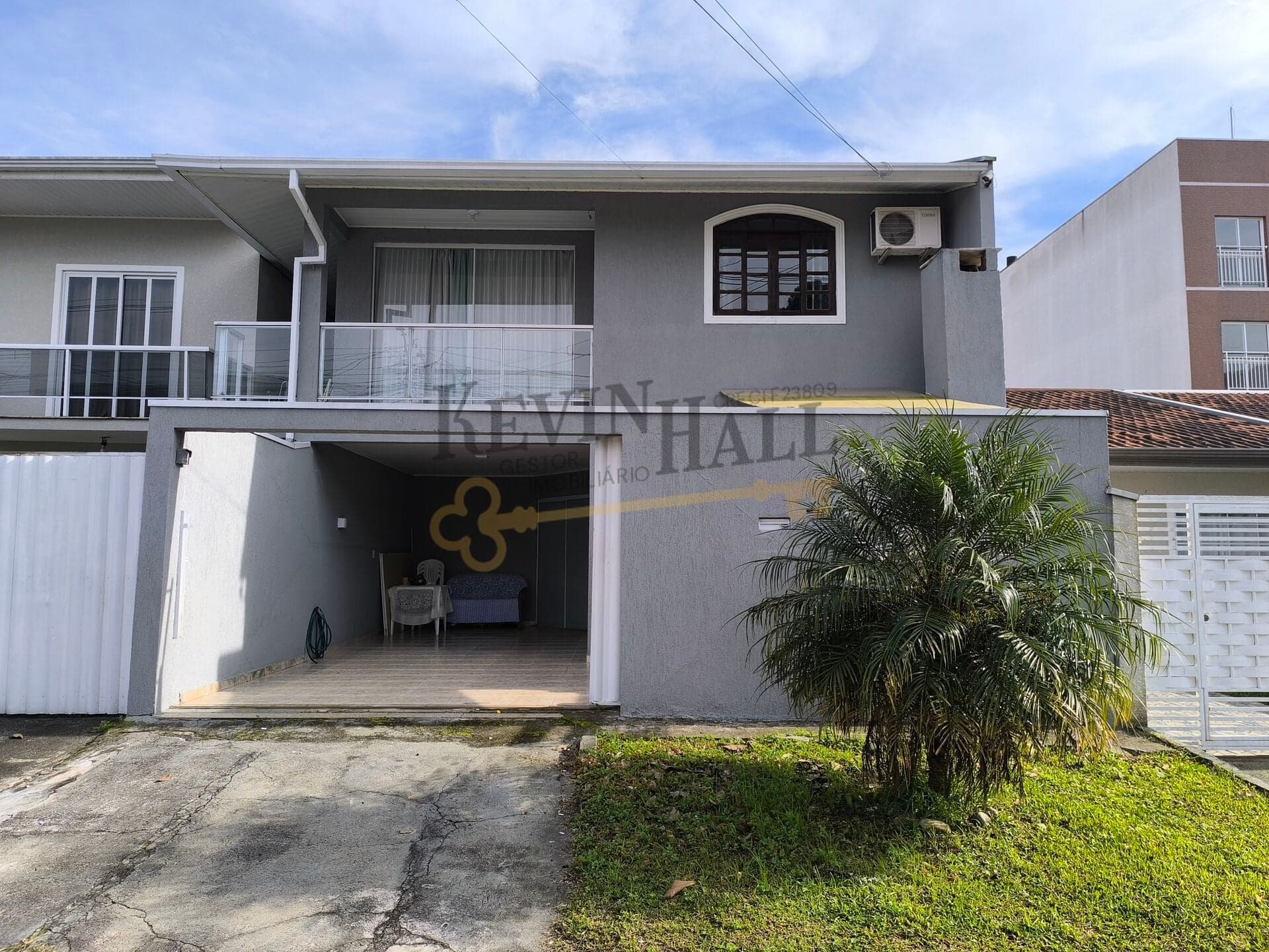 Sobrado 03 dorms 150m² à venda no Afonso Pena (Iná) - SJP - por R$: 850.000,00