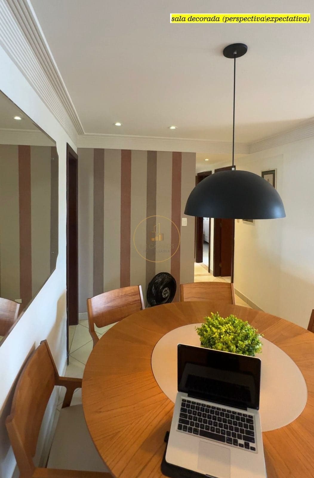APARTAMENTO À VENDA NO CAMINHO DAS ARVÓRES