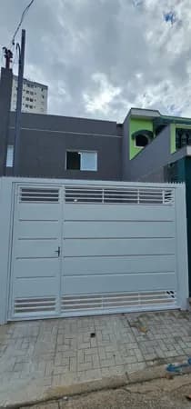 Casa Sobrado na Zona Norte de 02 Quartos