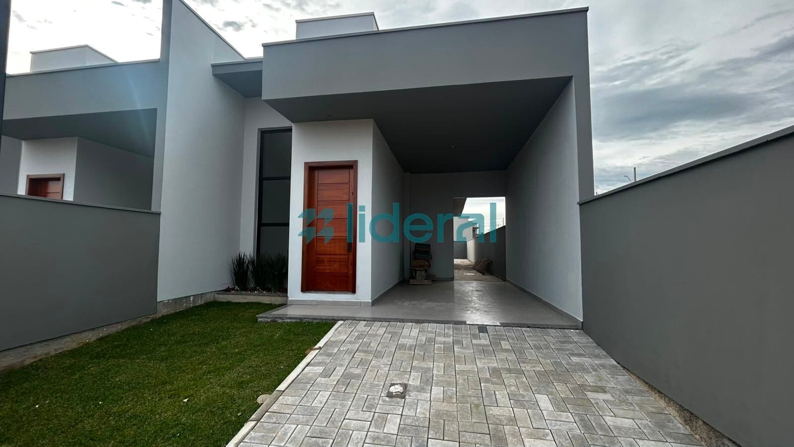 Casa em Canelinha - Areião