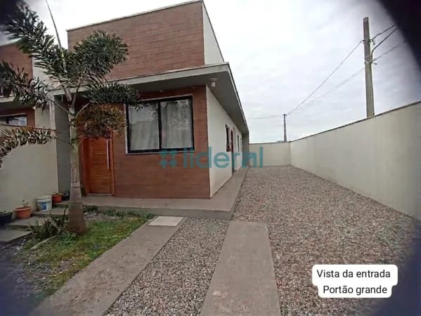 Casa em Canelinha - Centro