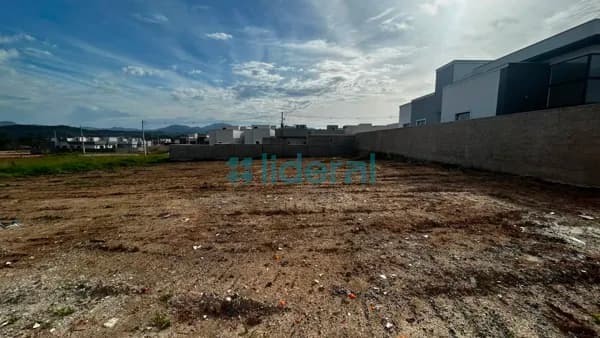 Lote/Terreno em Canelinha - Areião