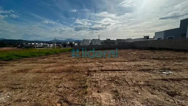 Lote/Terreno em Canelinha - Areião