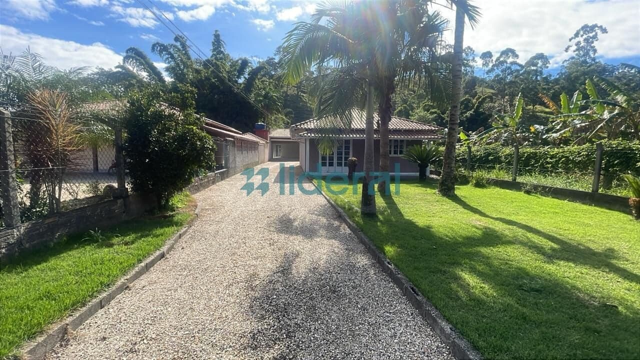 Casa Alto Padrão em Galera, Canelinha/SC