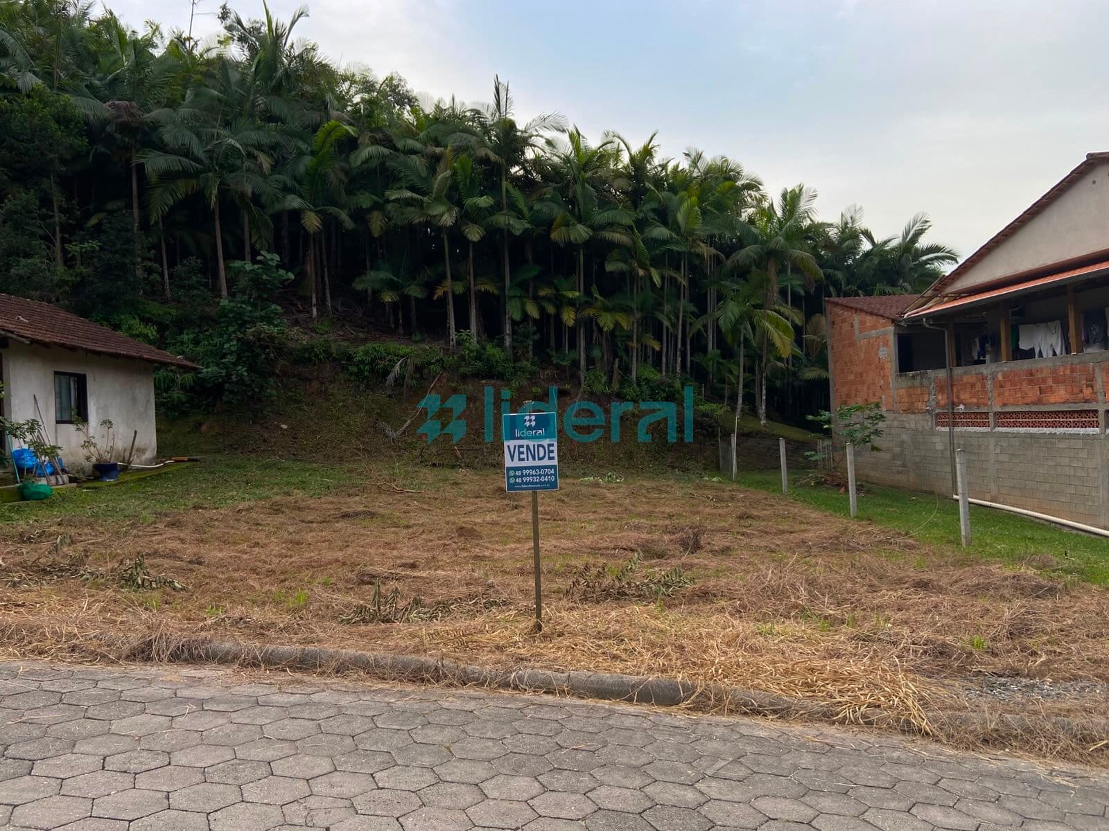 Terreno a venda no bairro Trinta Reis - Nova Trento/SC