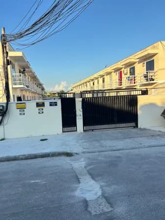 Sobrado em São Gonçalo - Laranjal