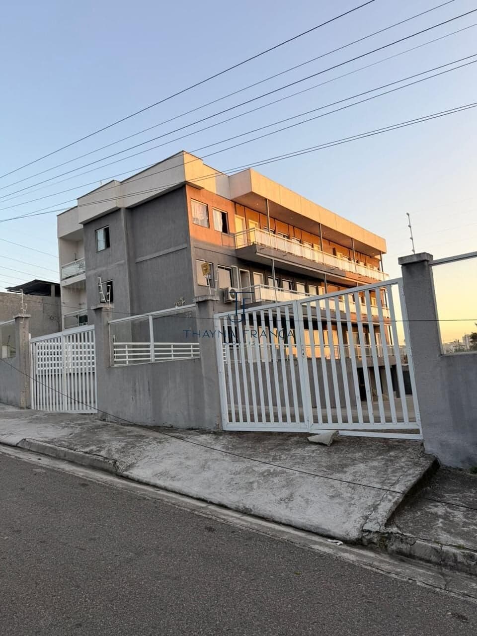 Apartamento em São Gonçalo - Laranjal