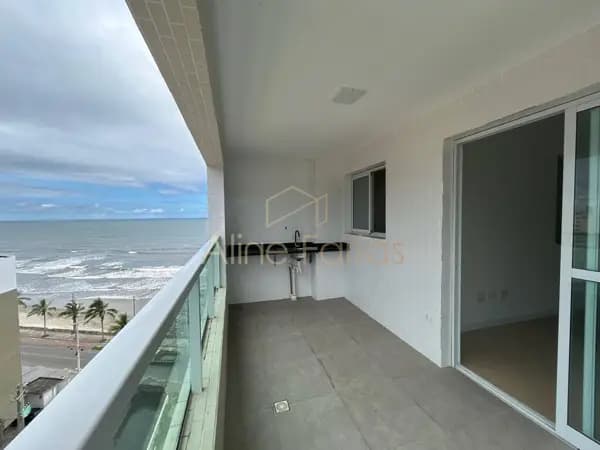 Apartamento à venda frente mar em Mongaguá