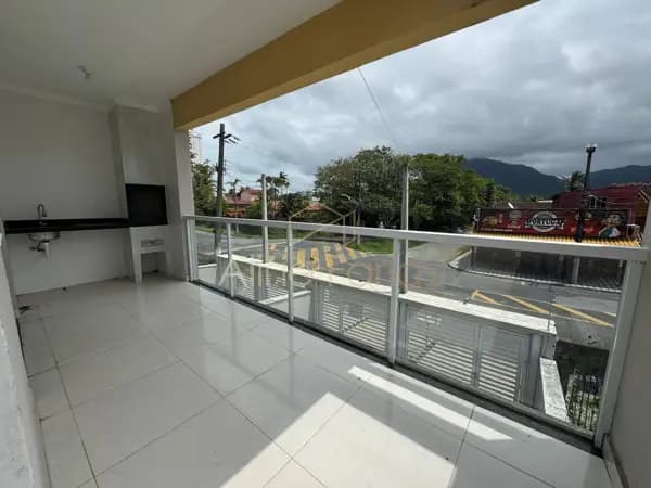 Oportunidade: Casa nova na parte superior com ambientes integrados à venda em Peruíbe