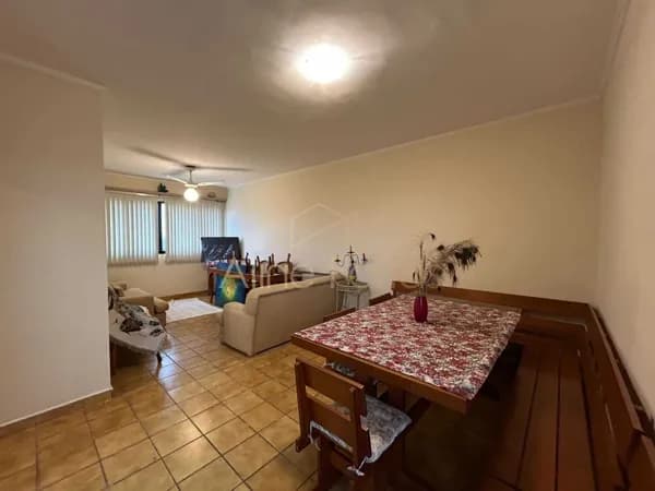 Apartamento no litoral com localização privilegiada e estrutura completa de condomínio à venda em Peruíbe