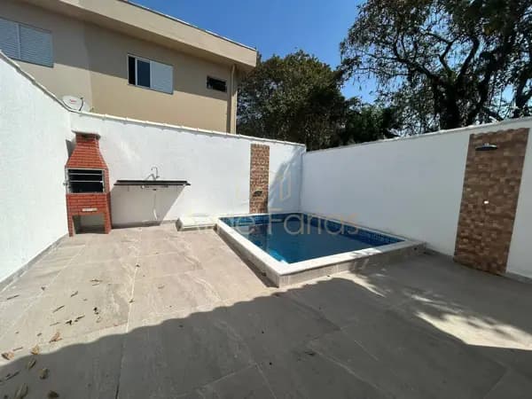 Casa à venda no bairro Balneário Stella Maris em Peruíbe/SP