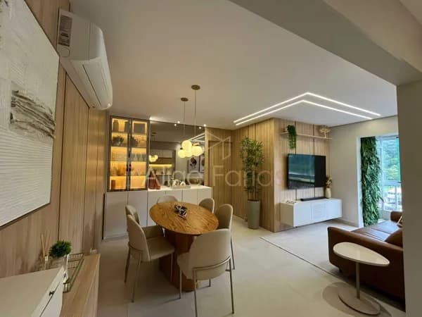 Apartamento à venda por porteira fechada com 3 dormitórios no Canto do Forte