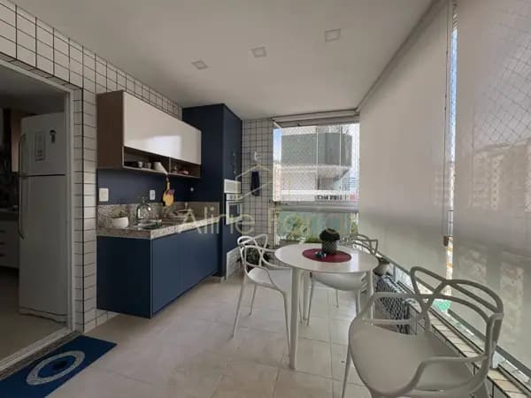 Apartamento moderno e exclusivo à venda em Praia Grande