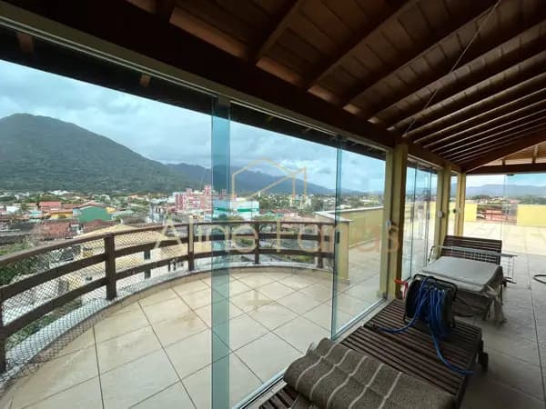 Apartamento à venda no bairro Não Informado em Peruíbe/SP