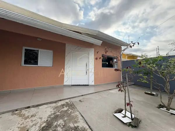 Casa à venda no bairro Estância Balneária Belmira Novaes em Peruíbe/SP