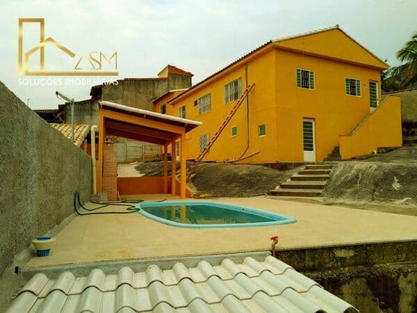 Casa, com 5 Quartos (1 Suíte), Piscina e Churrasqueira, no Condado de Maricá, RJ