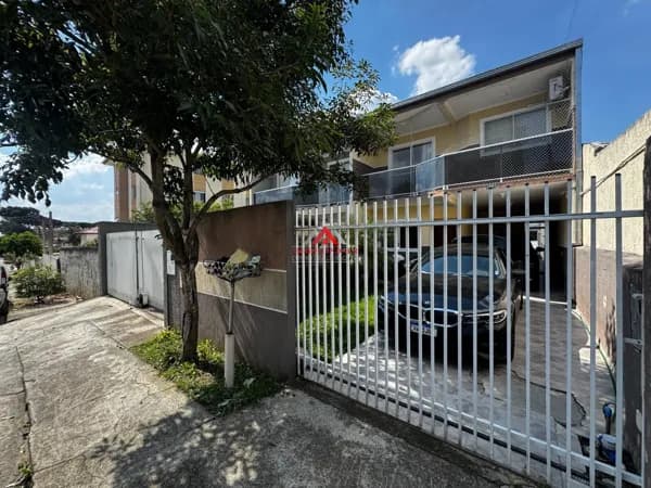 Sobrado 04 Dormitórios e 1 suíte com 170m² , Semimobiliado - Parque da Fonte - São José dos Pinhais.