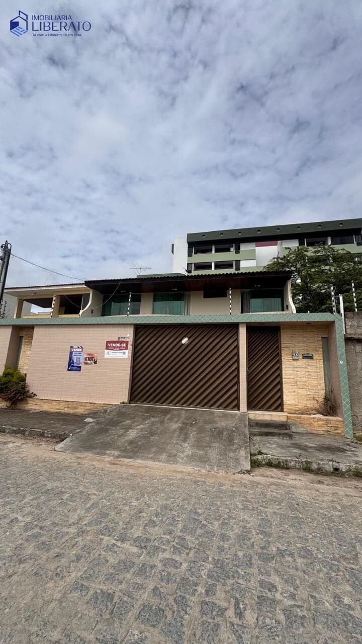 Casa em Caruaru - Indianópolis