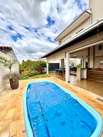 Casa Alto Padrão para VENDA no Cidade Jardim em Patrocinio MG