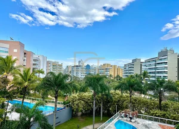 Apartamento Sofisticado com Varanda Gourmet e Acesso ao Clube Compartilhado