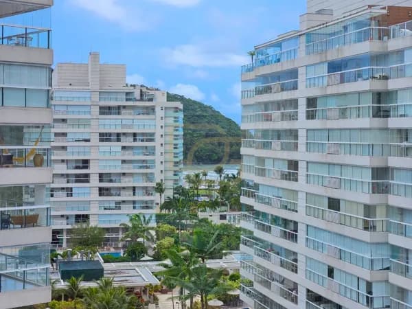 Vista Privilegiada e Lazer para Toda a Família