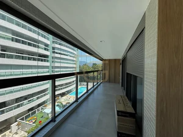 Apartamento Semi-Mobiliado com 3 Dormitórios e Lazer Completo no Módulo 7 da Riviera de São Lourenço