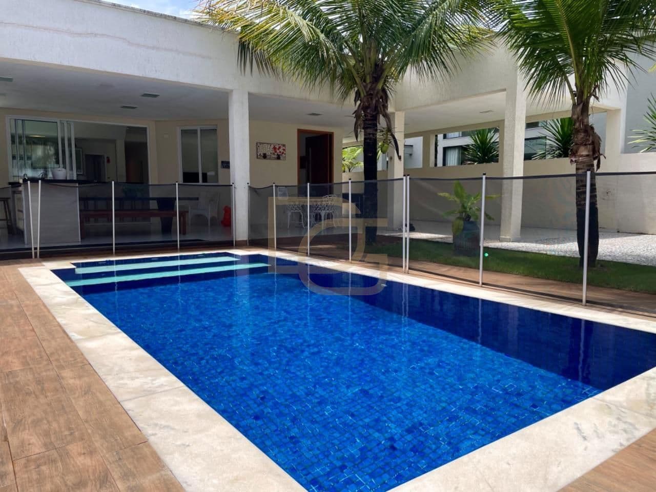 Casa Térrea com 4 Suítes, Piscina Privativa e Espaço Gourmet