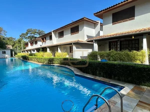 CHARME, CONFORTO E LOCALIZAÇÃO PRIVILEGIADA