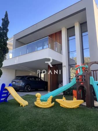 Casa Mobiliada Alto Padrão com 3 Suítes + Escritório - Pedra Branca