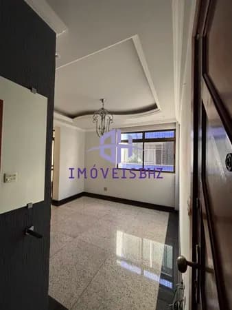 APARTAMENTO À VENDA NO BAIRRO CASTELO – CONFORTO, ESPAÇO E EXCELENTE LOCALIZAÇÃO!
