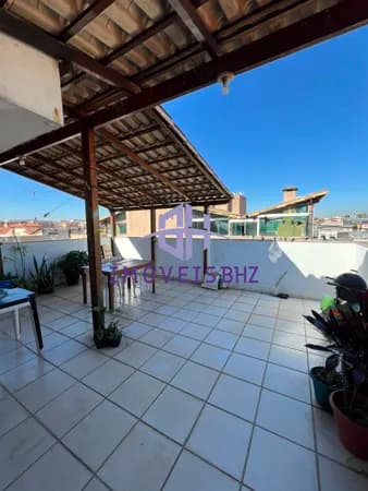 COBERTURA À VENDA NO BAIRRO ARVOREDO – 2 QUARTOS | 100 M² | EXCELENTE LOCALIZAÇÃO