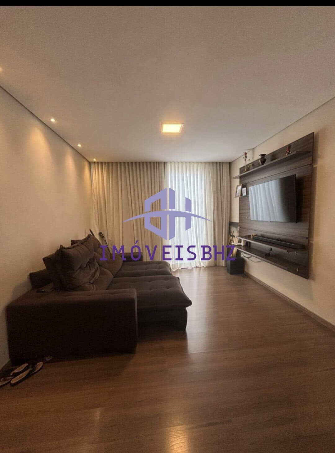 AREA PRIVATICA A VENDA NO BAIRRO ARVOREDO COM 2 QUARTOS, 1 SUITE, ELEVADOR E 2 VAGAS