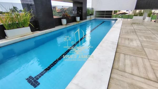 Apartamento 03 quartos, andar alto com vista mar.