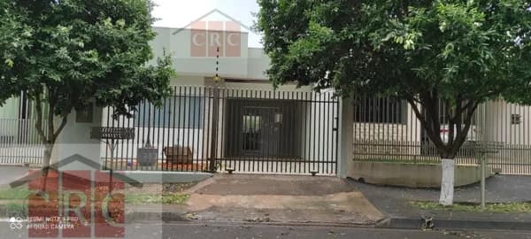 Casa em Maringá - Jardim Rebouças