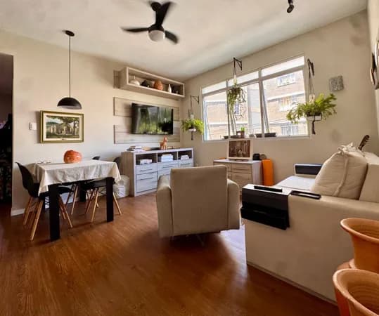 Barra 2/4 com suíte / Jardim Brasil