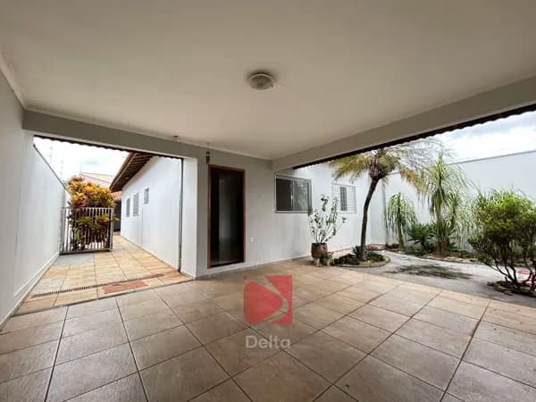 Casa no Jd Itália , Pirassununga/SP